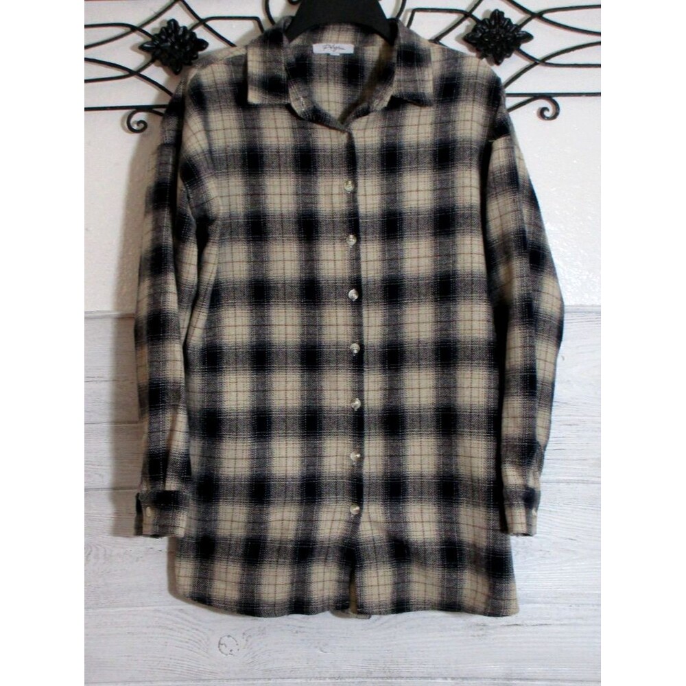 Polagram Women’s Flannel Shacket Shirt Size M Multicolored Long Sleeve Button Up
